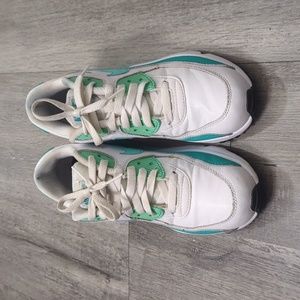 Nike Air Max 90 Sneakers